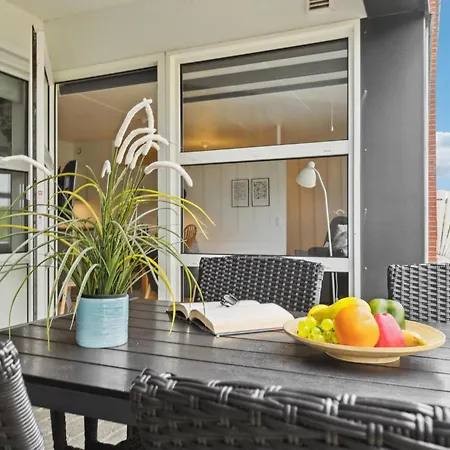 Fan Bad, Lejl, 19 Appartement *